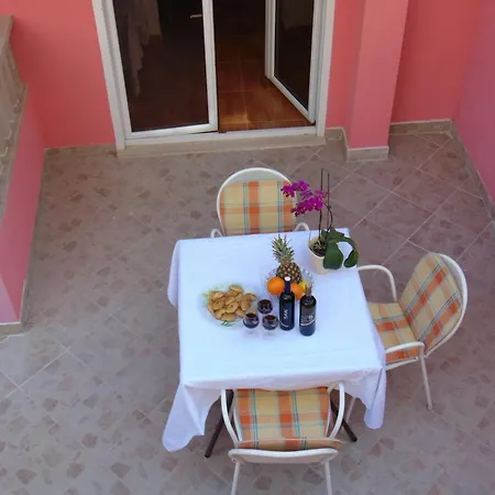 Studios Ravlic Marija Apartment *