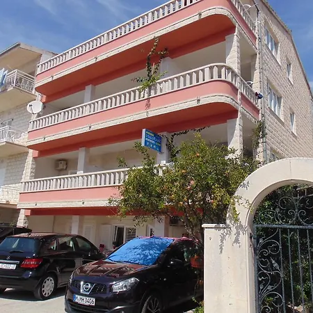 Ravlic Marija Apartamento *