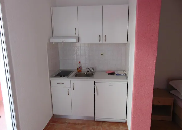 Ravlic Marija ماكارسكا