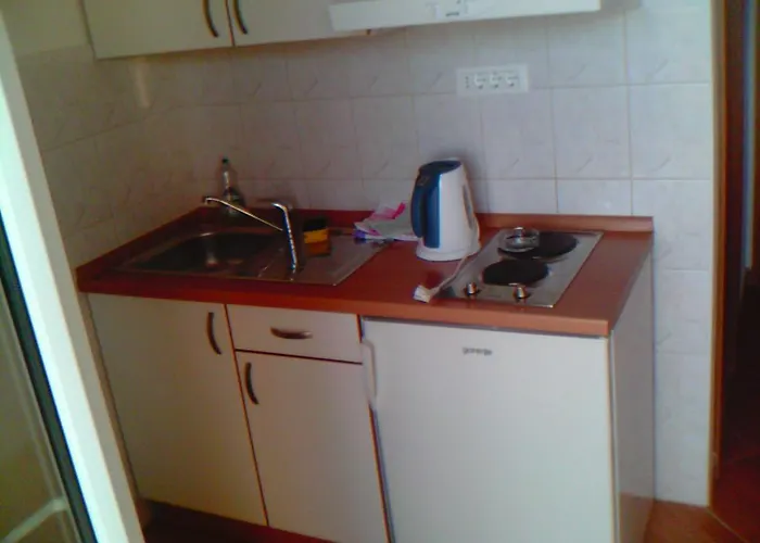 Ravlic Marija شقة ماكارسكا