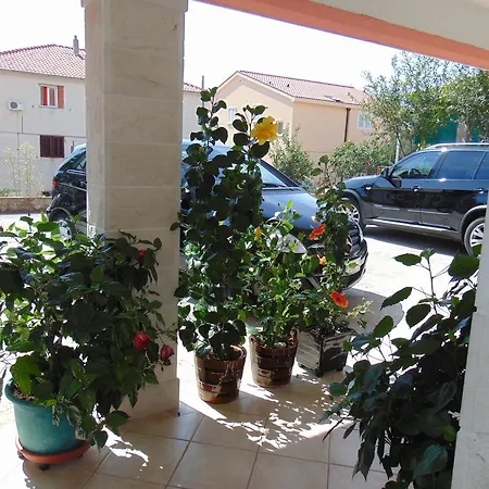 Ravlic Marija * Makarska